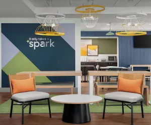 Photo 3 - Spark by Hilton Tampa Brandon