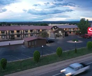 Photo 2 - Econo Lodge Cortez near Mesa Verde