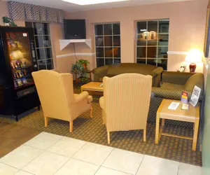 Photo 3 - America's Best Inn and Suites Beaufort