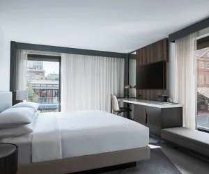 Photo 4 - Philadelphia Marriott Old City
