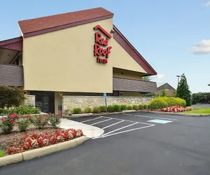 Photo 2 - Red Roof Inn Louisville East - Hurstbourne