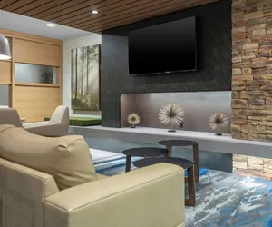 Photo 3 - Fairfield Inn & Suites by Marriott Dallas DFW Airport North/ Irving