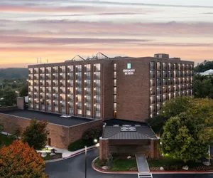 Photo 2 - Embassy Suites by Hilton Baltimore Hunt Valley