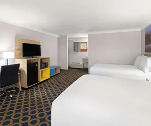 Photo 5 - Days Inn by Wyndham Wauseon