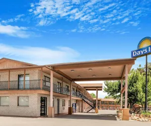 Photo 2 - Days Inn by Wyndham Cortez