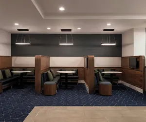 Photo 3 - Courtyard by Marriott Cleveland Beachwood