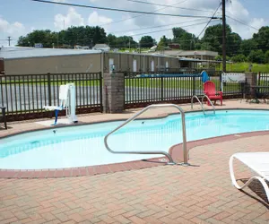 Photo 2 - Red Roof Inn Somerset, KY