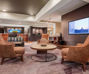 Photo 4 - Courtyard by Marriott Springfield