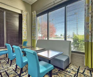 Photo 4 - Hampton Inn Norfolk-Naval Base