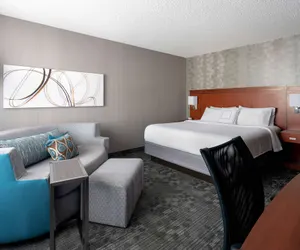 Photo 2 - Sonesta Select Camarillo