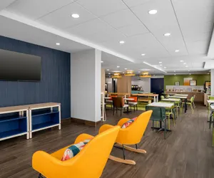 Photo 3 - Spark by Hilton Williamsburg Historic Area