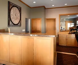 Photo 4 - Econo Lodge Inn & Suites
