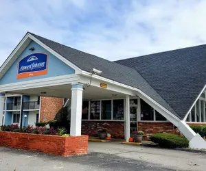 Photo 2 - Howard Johnson by Wyndham Bangor