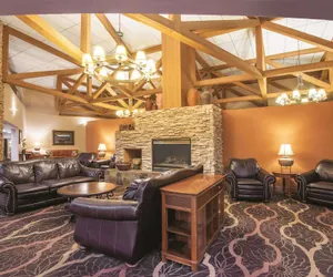 Photo 4 - La Quinta Inn & Suites by Wyndham Silverthorne - Summit Co