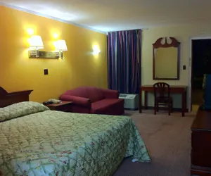 Photo 4 - Rodeway Inn Charlotte South