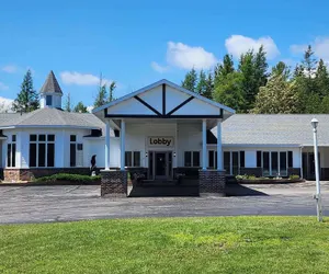 Photo 2 - Econo Lodge Lakeshore