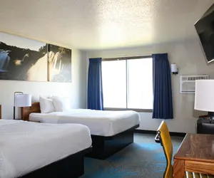 Photo 2 - Days Inn by Wyndham Sioux Falls Empire