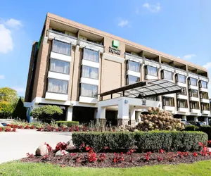 Photo 2 - Holiday Inn Express Detroit-Birmingham by IHG