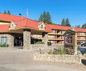 Photo 2 - Best Western Plus Yosemite Way Station Motel