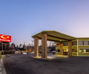 Photo 2 - Econo Lodge Whiteville