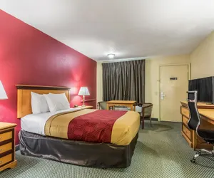 Photo 5 - Econo Lodge Whiteville