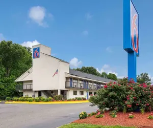 Photo 2 - Motel 6 Richmond, VA - Midlothian Turnpike