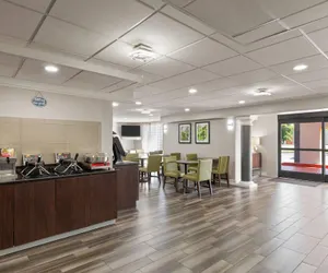 Photo 5 - La Quinta Inn by Wyndham Nashville South