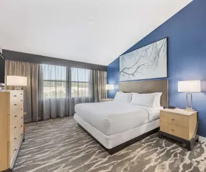 Photo 5 - DoubleTree Suites by Hilton Hotel Huntsville South