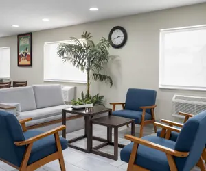 Photo 5 - Travelodge by Wyndham Fargo West Acres