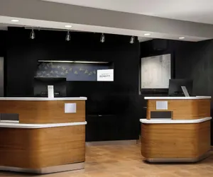Photo 4 - Courtyard by Marriott Denver Central Park