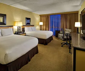 Photo 4 - DoubleTree by Hilton Chicago - Arlington Heights