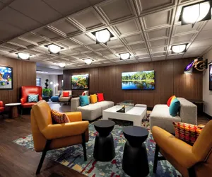 Photo 3 - Pixar Place Hotel