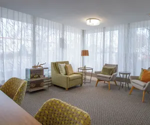 Photo 2 - Holiday Inn Bloomington Airport South Mall Area by IHG