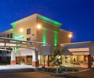 Photo 2 - Holiday Inn Bloomington Airport South Mall Area by IHG