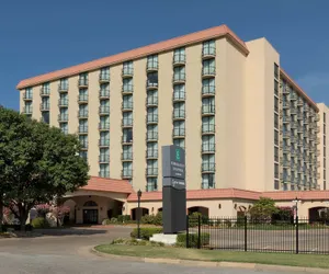 Photo 2 - Embassy Suites by Hilton Tulsa I-44