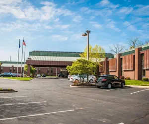 Photo 2 - Quality Inn Indy Castleton