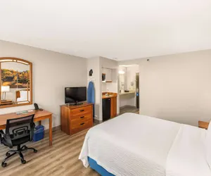 Photo 5 - Days Inn by Wyndham Raleigh-Airport-Research Triangle Park