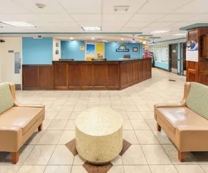 Photo 2 - Days Inn by Wyndham Raleigh-Airport-Research Triangle Park