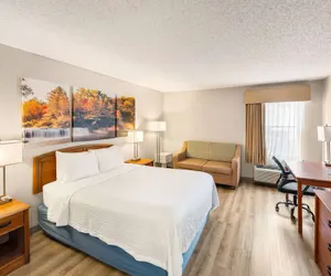 Photo 3 - Days Inn by Wyndham Raleigh-Airport-Research Triangle Park