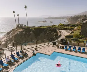 Photo 2 - Shore Cliff Hotel