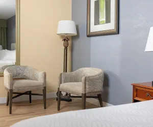 Photo 3 - Ocean Breeze Inn Vero Beach