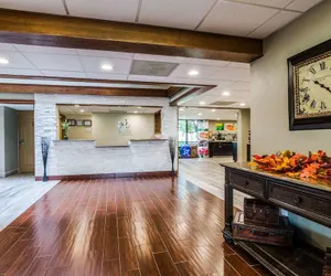 Photo 3 - Quality Inn & Suites Winfield