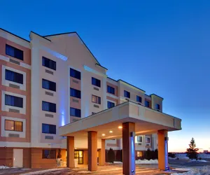 Photo 2 - Holiday Inn Express Sault Ste. Marie, an IHG Hotel