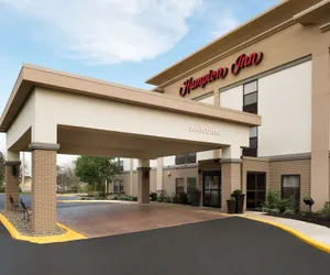 Photo 2 - Hampton Inn Battle Creek