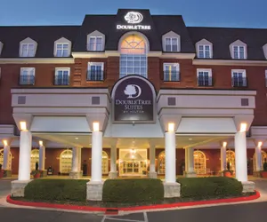 Photo 2 - DoubleTree Suites by Hilton Hotel Lexington
