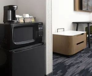 Photo 4 - Fairfield Inn & Suites by Marriott Alexandria West/Mark Center