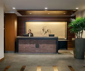 Photo 4 - DoubleTree by Hilton San Francisco Airport