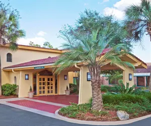 Photo 2 - La Quinta Inn by Wyndham Tallahassee North