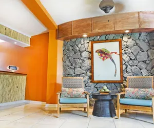Photo 5 - Secret Harbour Beach Resort