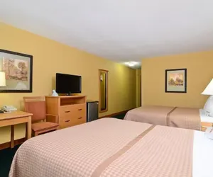 Photo 5 - Americas Best Value Inn Iola
